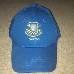 EVERTON HAT BRAND NEW NEVER WORN